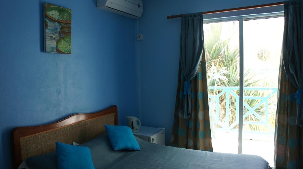 Coral Azur Cosi Holidays Hotel Grand Baie Room photo